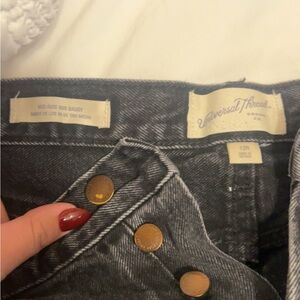 Universal threads 90s mid rise baggy black jeans